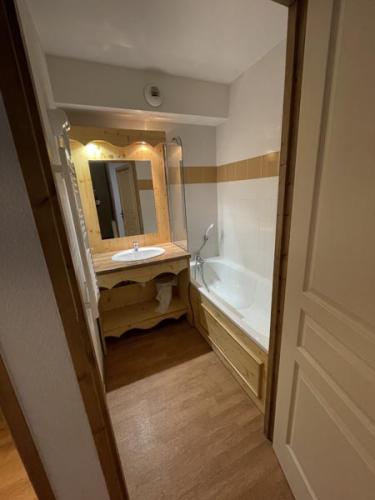 baignoire_salle_de_bain_112_batiment_2