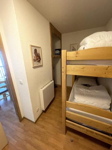 photos_salon_112_batiment_2_vue_2